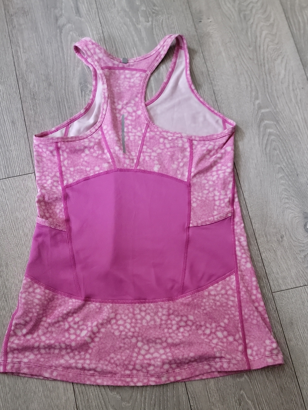 Nike Dri-Fit Razorback - Picture 2 of 4